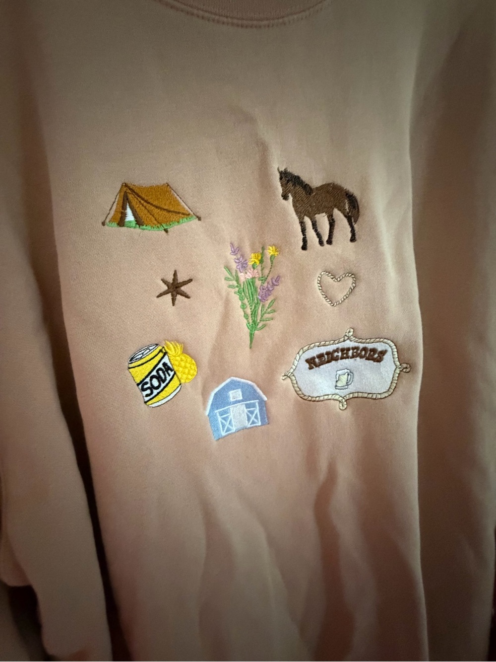 Book / Elsie silver Embroidered Cozy Crewneck Sweatshirt